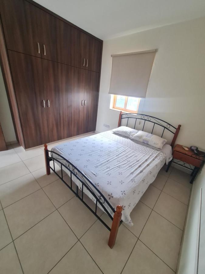 Apartamento Top Floor 1 Bdrm Aprtrmnt Dromolaxia Exterior foto